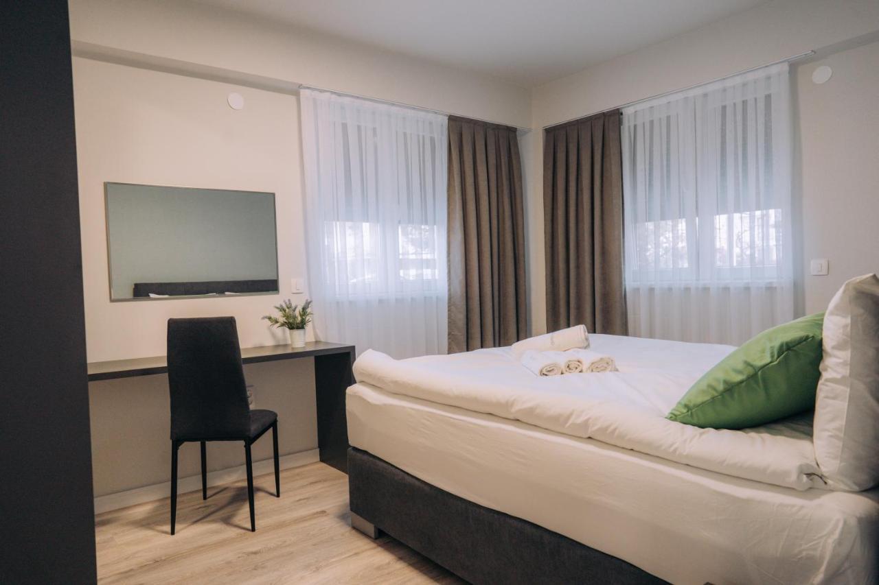 אוהריד Bellissimo Apartments מראה חיצוני תמונה